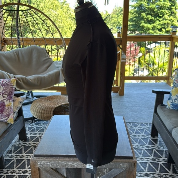 OZAI N KU | Sheer Long Sleeve - Picture 4 of 10